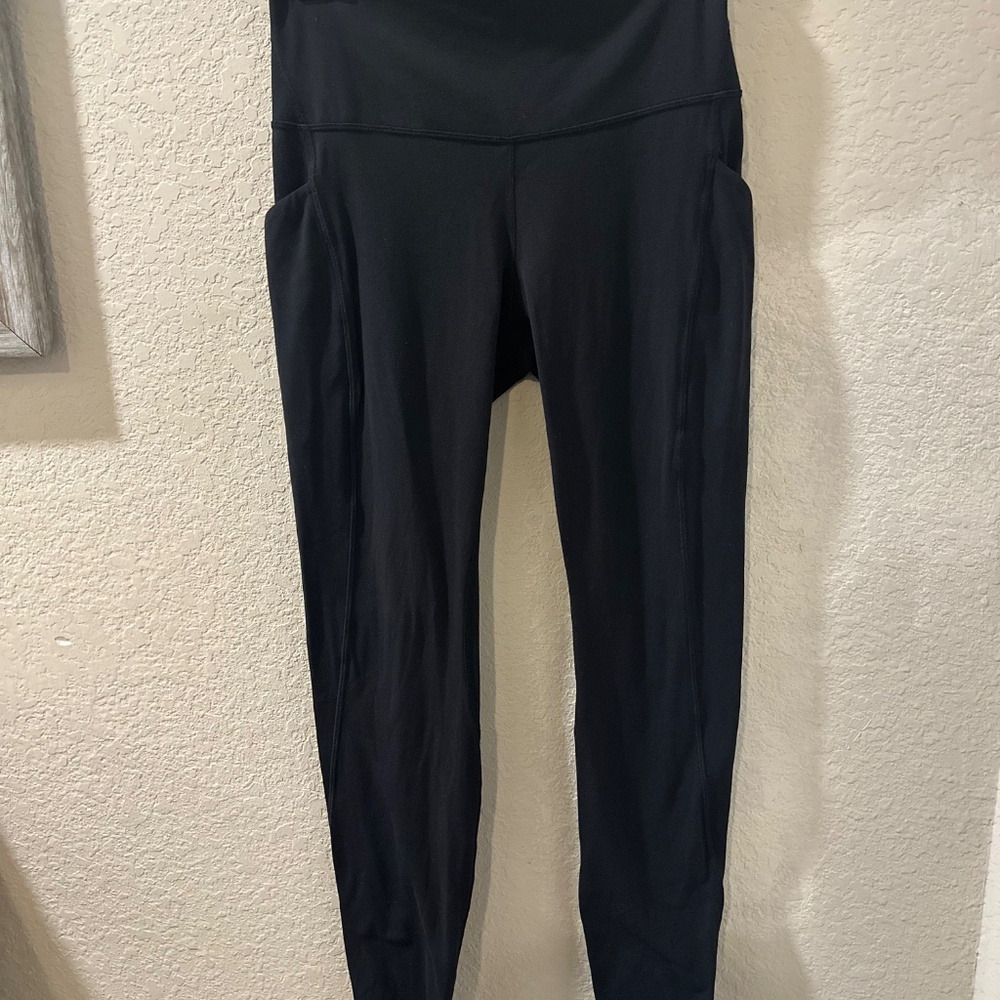 Lululemon Align high rise leggings - Picture 4 of 7